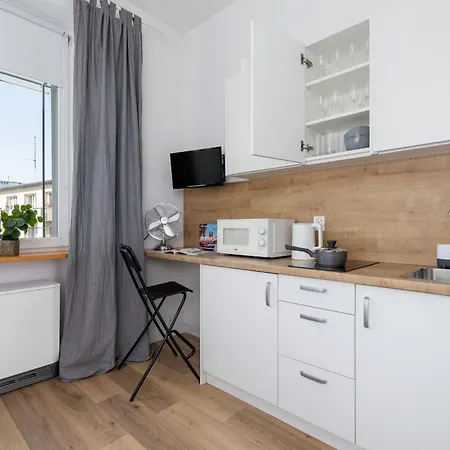 Solna Studio Cracow By Renters Krasków